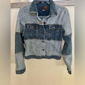 Crest Jeans Women’s Y2K Patchwork Heavy Denim Jacket Fits Like S/M